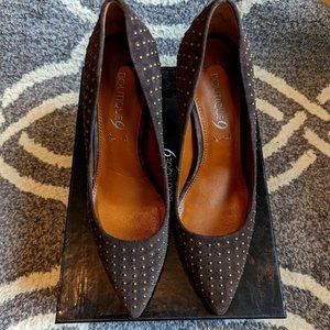 6.5 Boutique 9 Gray Suede Studded High Heel